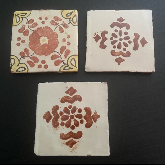 Mexican Hand Painted Terra-Cotta Talavera Vintage Tiles Set of 3 - Picture 1 of 13
